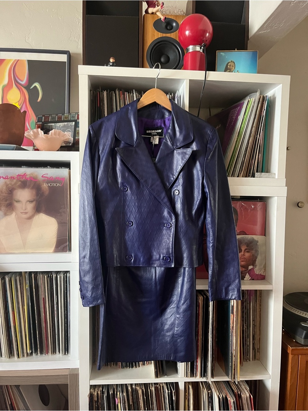 RARE Vintage Begedor Italia Women’s genuine Leather Skirt Suit purple size 4